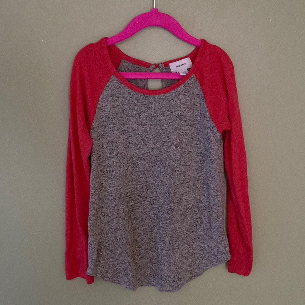 Kids 6/7 Old Navy long sleeve